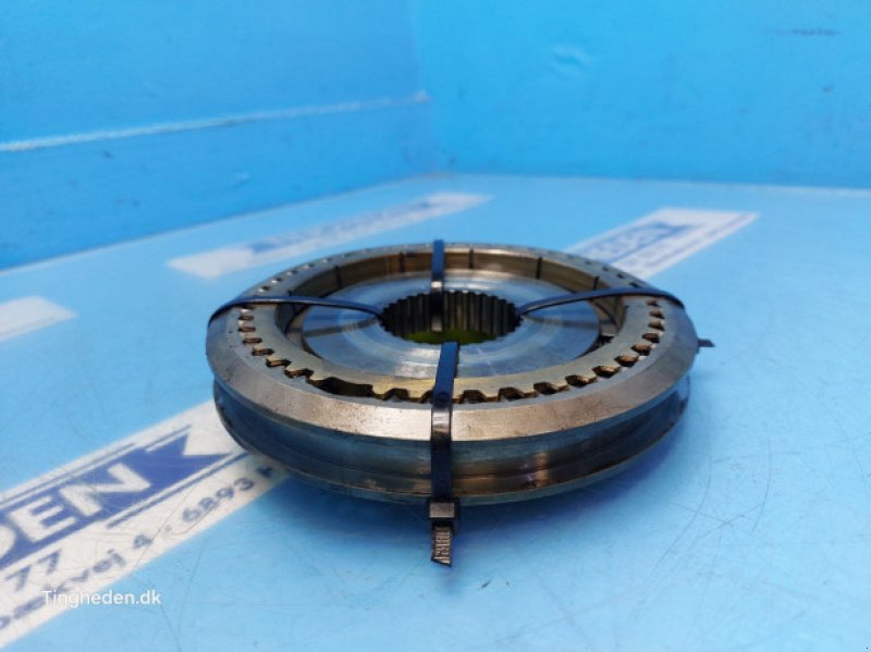 Getriebe & Getriebeteile del tipo Massey Ferguson 690, Gebrauchtmaschine In Hemmet (Immagine 3)