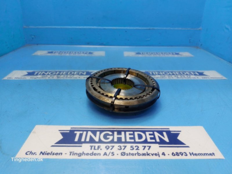 Getriebe & Getriebeteile от тип Massey Ferguson 690, Gebrauchtmaschine в Hemmet (Снимка 1)