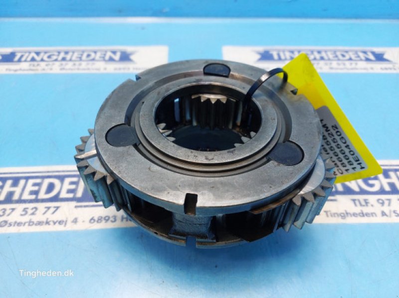 Getriebe & Getriebeteile des Typs Massey Ferguson 690, Gebrauchtmaschine in Hemmet (Bild 3)