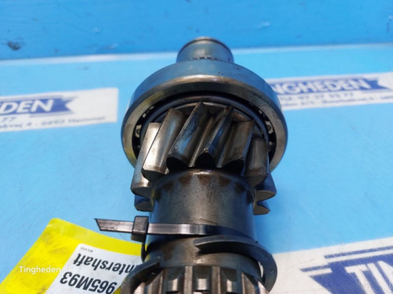 Getriebe & Getriebeteile des Typs Massey Ferguson 690, Gebrauchtmaschine in Hemmet (Bild 4)