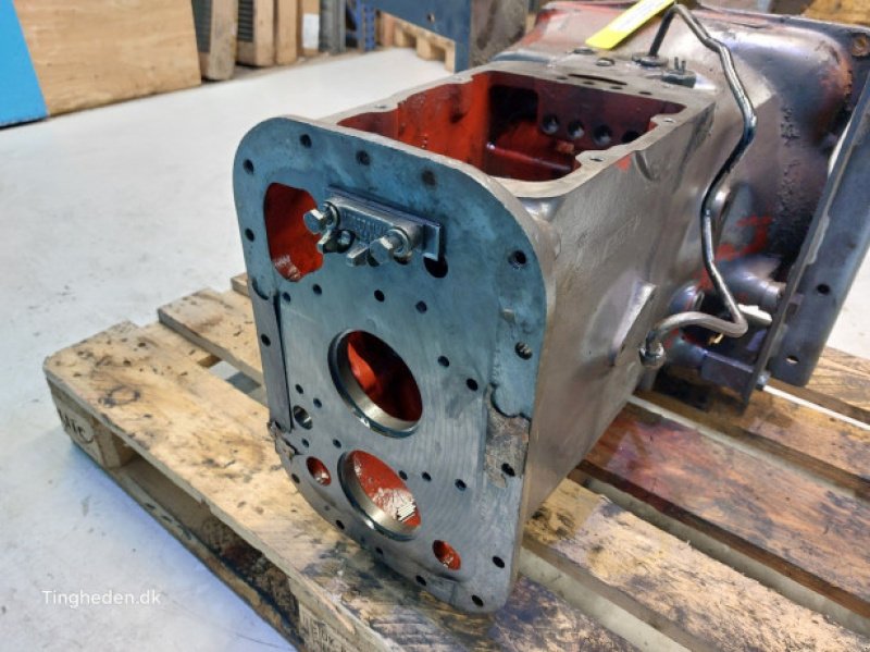 Getriebe & Getriebeteile от тип Massey Ferguson 690, Gebrauchtmaschine в Hemmet (Снимка 8)