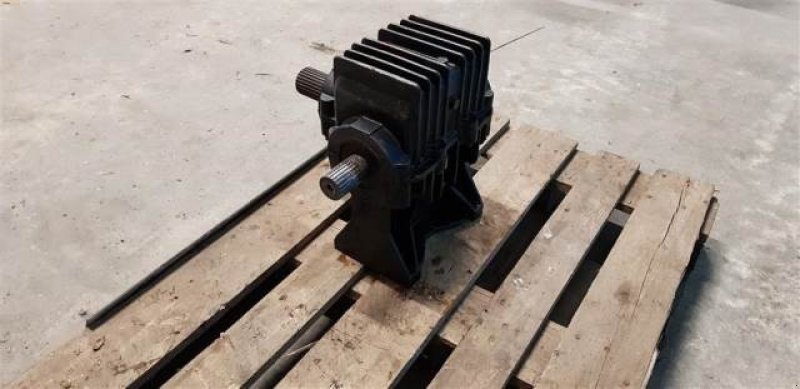 Getriebe & Getriebeteile des Typs Massey Ferguson 9280, Gebrauchtmaschine in Hemmet (Bild 4)