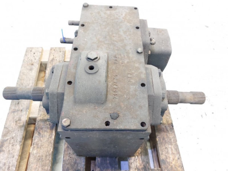 Getriebe & Getriebeteile des Typs Massey Ferguson 9690, Gebrauchtmaschine in Hemmet (Bild 11)