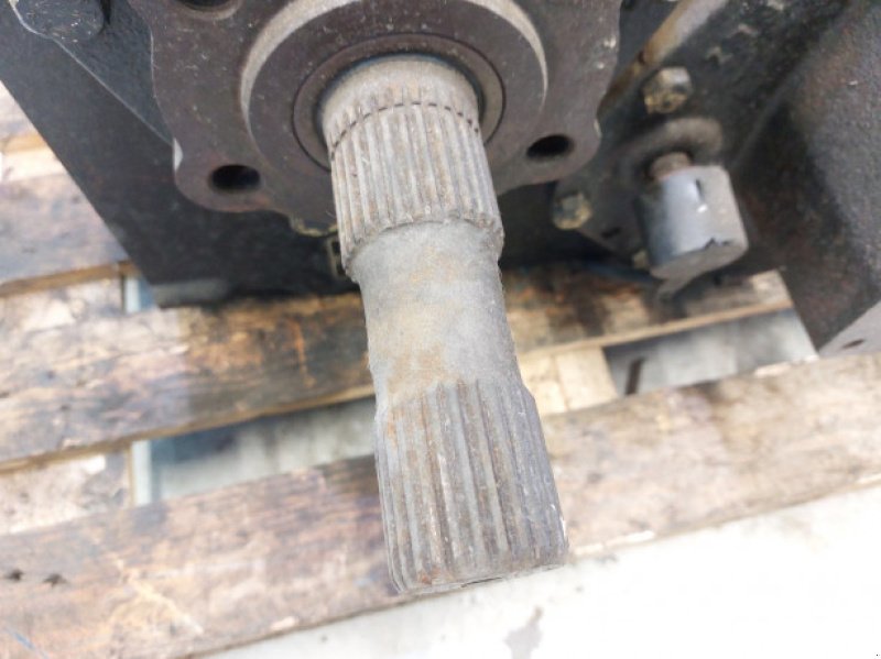 Getriebe & Getriebeteile des Typs Massey Ferguson 9690, Gebrauchtmaschine in Hemmet (Bild 4)