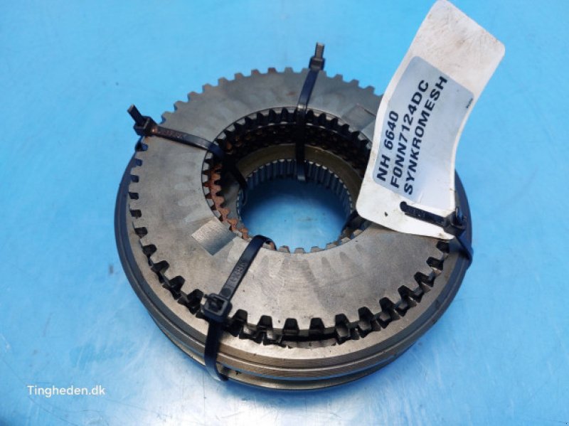Getriebe & Getriebeteile des Typs New Holland 6640, Gebrauchtmaschine in Hemmet (Bild 4)