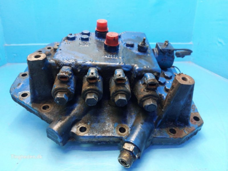 Getriebe & Getriebeteile del tipo New Holland 6640, Gebrauchtmaschine In Hemmet (Immagine 2)