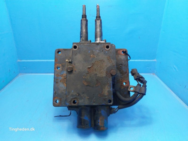 Getriebe & Getriebeteile от тип New Holland 6640, Gebrauchtmaschine в Hemmet (Снимка 3)