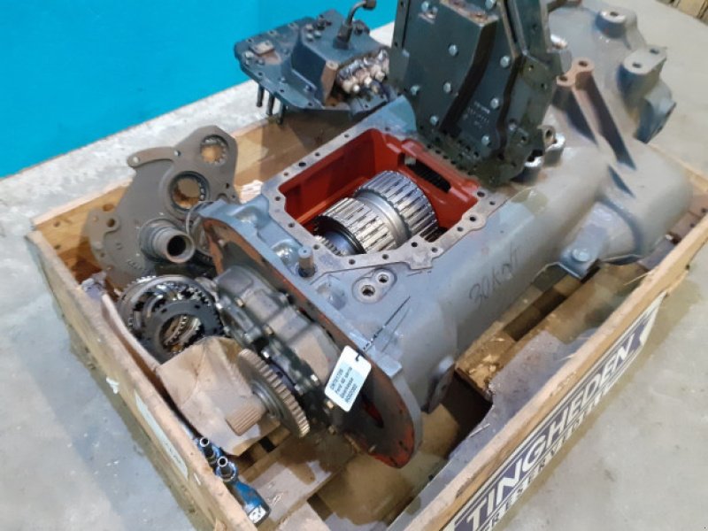 Getriebe & Getriebeteile от тип New Holland 7840, Gebrauchtmaschine в Hemmet (Снимка 2)