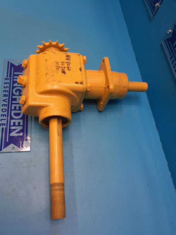 Getriebe & Getriebeteile des Typs New Holland 8080, Gebrauchtmaschine in Hemmet (Bild 3)