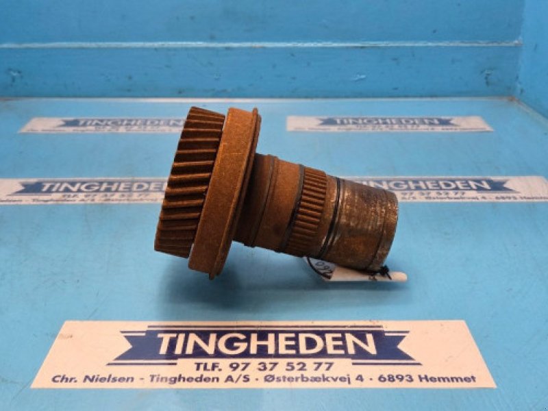 Getriebe & Getriebeteile del tipo New Holland 8260, Gebrauchtmaschine In Hemmet (Immagine 1)