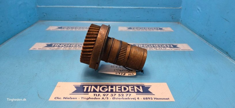 Getriebe & Getriebeteile от тип New Holland 8260, Gebrauchtmaschine в Hemmet (Снимка 1)