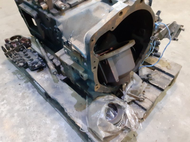 Getriebe & Getriebeteile des Typs New Holland 8260, Gebrauchtmaschine in Hemmet (Bild 5)