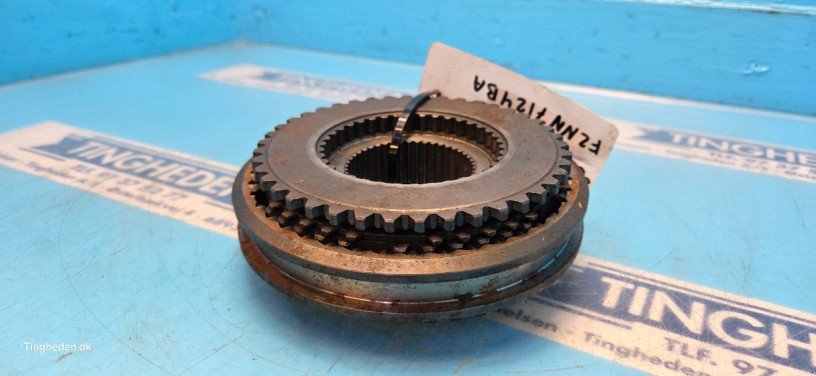 Getriebe & Getriebeteile от тип New Holland 8340, Gebrauchtmaschine в Hemmet (Снимка 4)