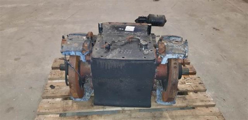 Getriebe & Getriebeteile от тип New Holland CR9080, Gebrauchtmaschine в Hemmet (Снимка 4)