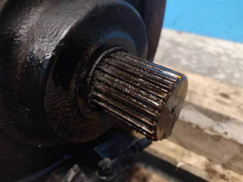 Getriebe & Getriebeteile des Typs New Holland CR9080, Gebrauchtmaschine in Hemmet (Bild 5)