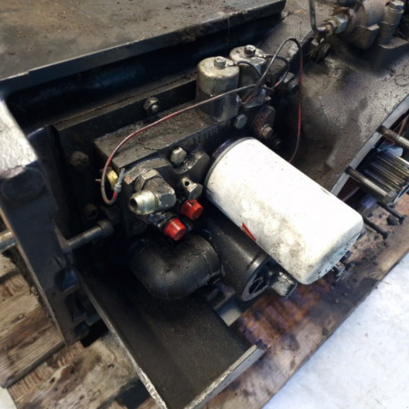 Getriebe & Getriebeteile des Typs Valmet 505, Gebrauchtmaschine in Hemmet (Bild 16)