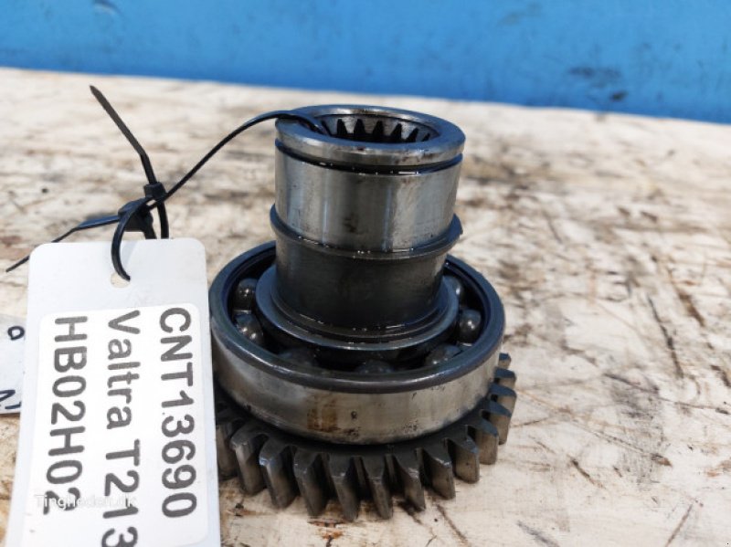 Getriebe & Getriebeteile des Typs Valtra T213, Gebrauchtmaschine in Hemmet (Bild 12)