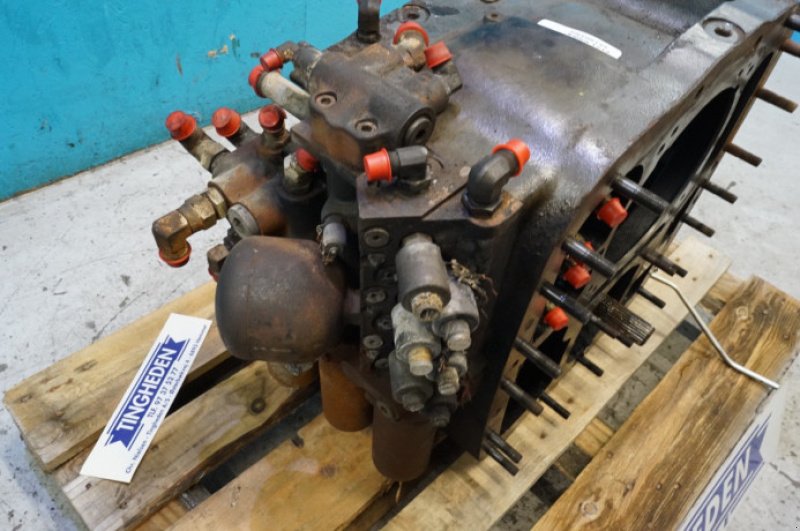 Getriebe & Getriebeteile del tipo Valtra T213, Gebrauchtmaschine In Hemmet (Immagine 8)