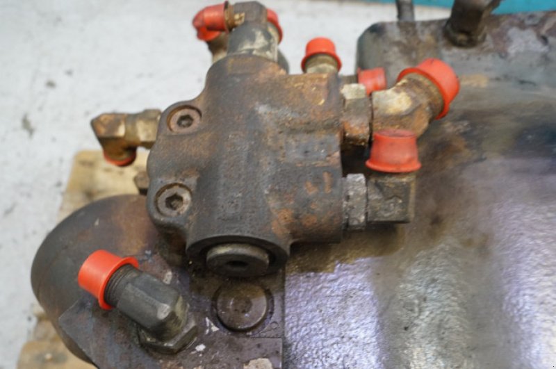 Getriebe & Getriebeteile del tipo Valtra T213, Gebrauchtmaschine In Hemmet (Immagine 20)