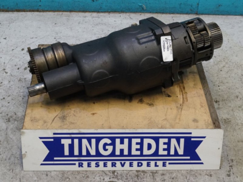 Getriebe & Getriebeteile des Typs Valtra T213, Gebrauchtmaschine in Hemmet (Bild 1)