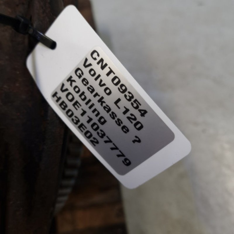 Getriebe & Getriebeteile des Typs Volvo L120, Gebrauchtmaschine in Hemmet (Bild 21)