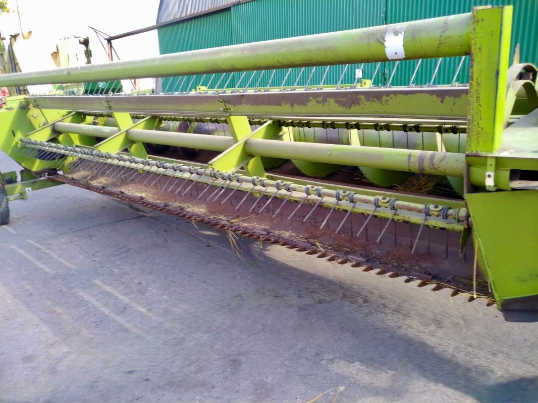 GPS-Schneidwerk des Typs Fortschritt 742 Ganzpflanzenschneidwerk, Gebrauchtmaschine in Liebenwalde (Bild 2)