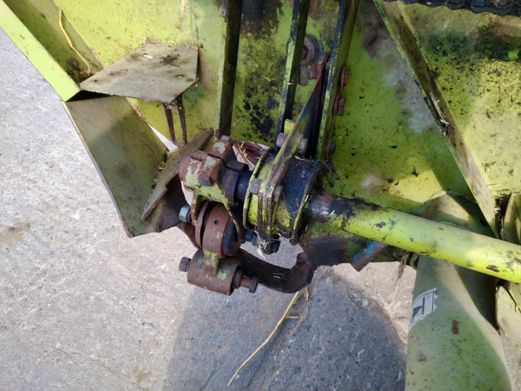 GPS-Schneidwerk des Typs Fortschritt 742 Ganzpflanzenschneidwerk, Gebrauchtmaschine in Liebenwalde (Bild 4)