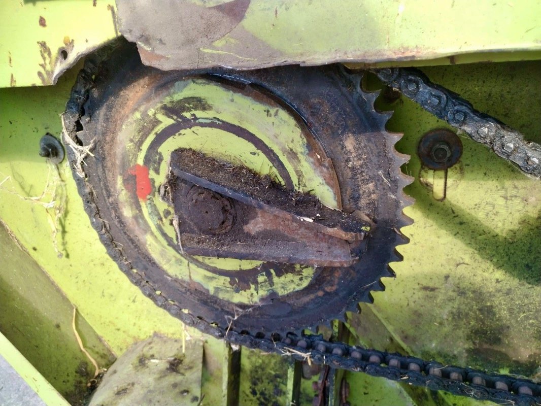 GPS-Schneidwerk des Typs Fortschritt 742 Ganzpflanzenschneidwerk, Gebrauchtmaschine in Liebenwalde (Bild 5)