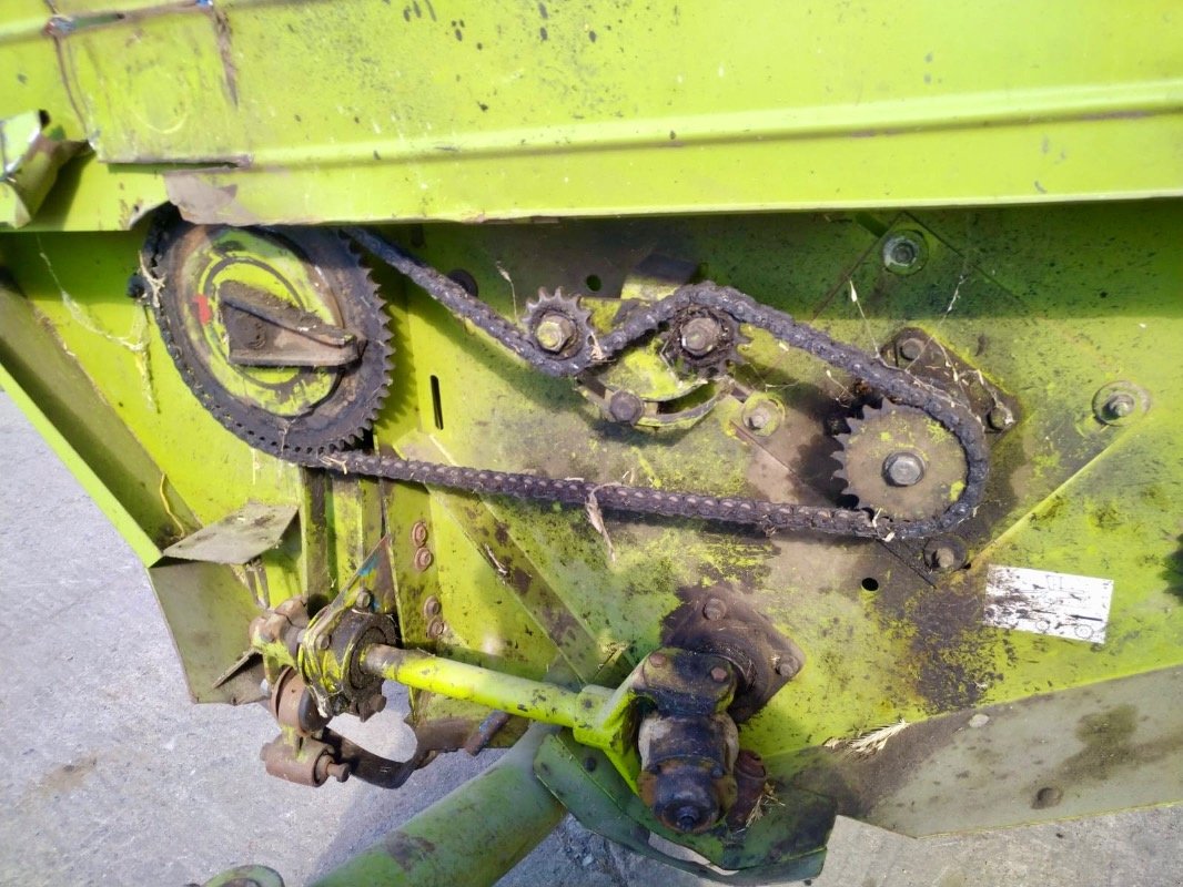 GPS-Schneidwerk des Typs Fortschritt 742 Ganzpflanzenschneidwerk, Gebrauchtmaschine in Liebenwalde (Bild 8)