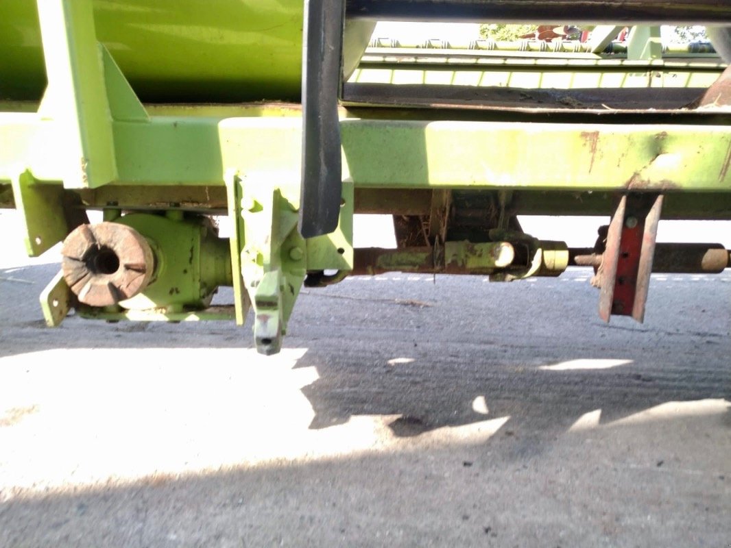 GPS-Schneidwerk des Typs Fortschritt 742 Ganzpflanzenschneidwerk, Gebrauchtmaschine in Liebenwalde (Bild 10)