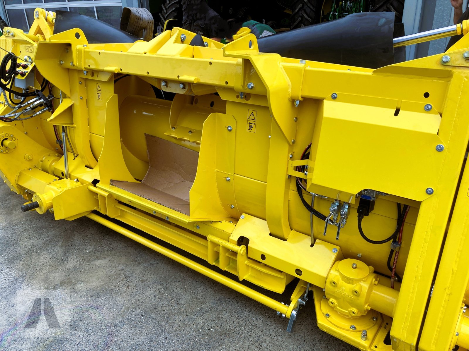 GPS-Schneidwerk of the type Marangon 6.16 foldbar klappbares GPS-Direktschneidwerk f. Claas/JD/NH/Krone/Fendt, Neumaschine in Lauterhofen (Picture 18)