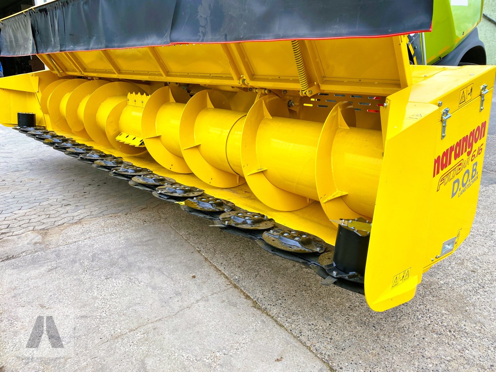 GPS-Schneidwerk of the type Marangon 6.16 foldbar klappbares GPS-Direktschneidwerk f. Claas/JD/NH/Krone/Fendt, Neumaschine in Lauterhofen (Picture 3)