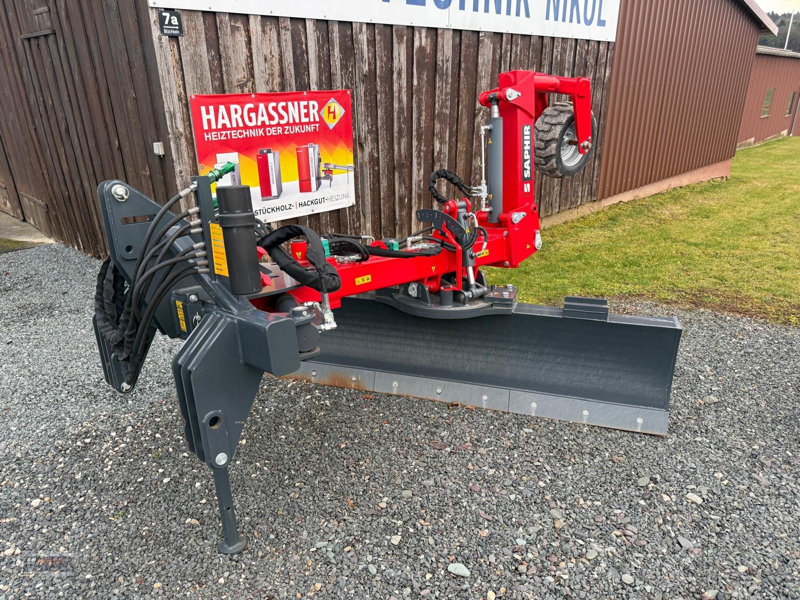 Grader of the type Saphir PS2250-2, Gebrauchtmaschine in Lichtenfels (Picture 1)