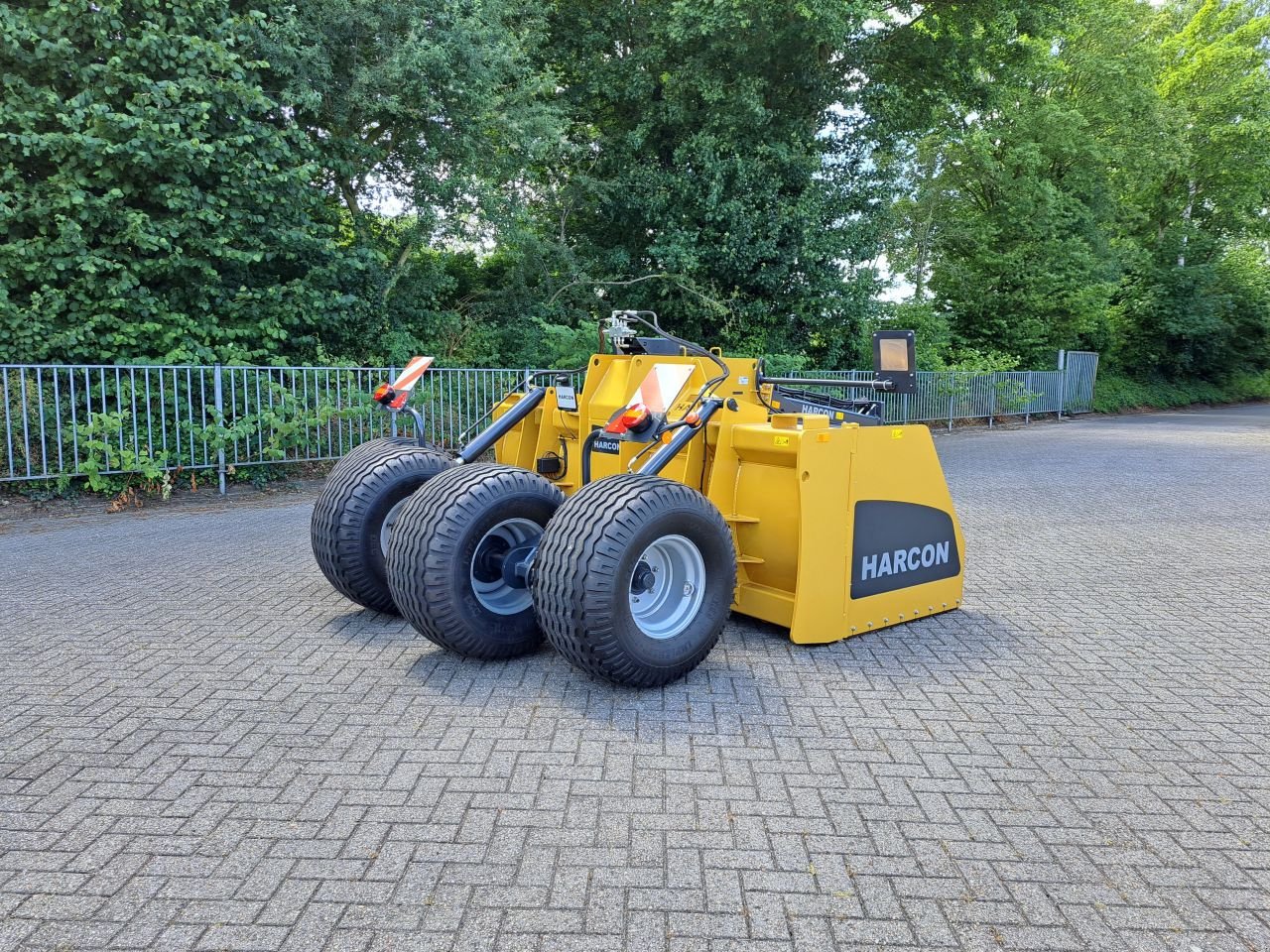 Grader des Typs Sonstige Harcon KB 3000 Gigant 115, Neumaschine in Didam (Bild 3)