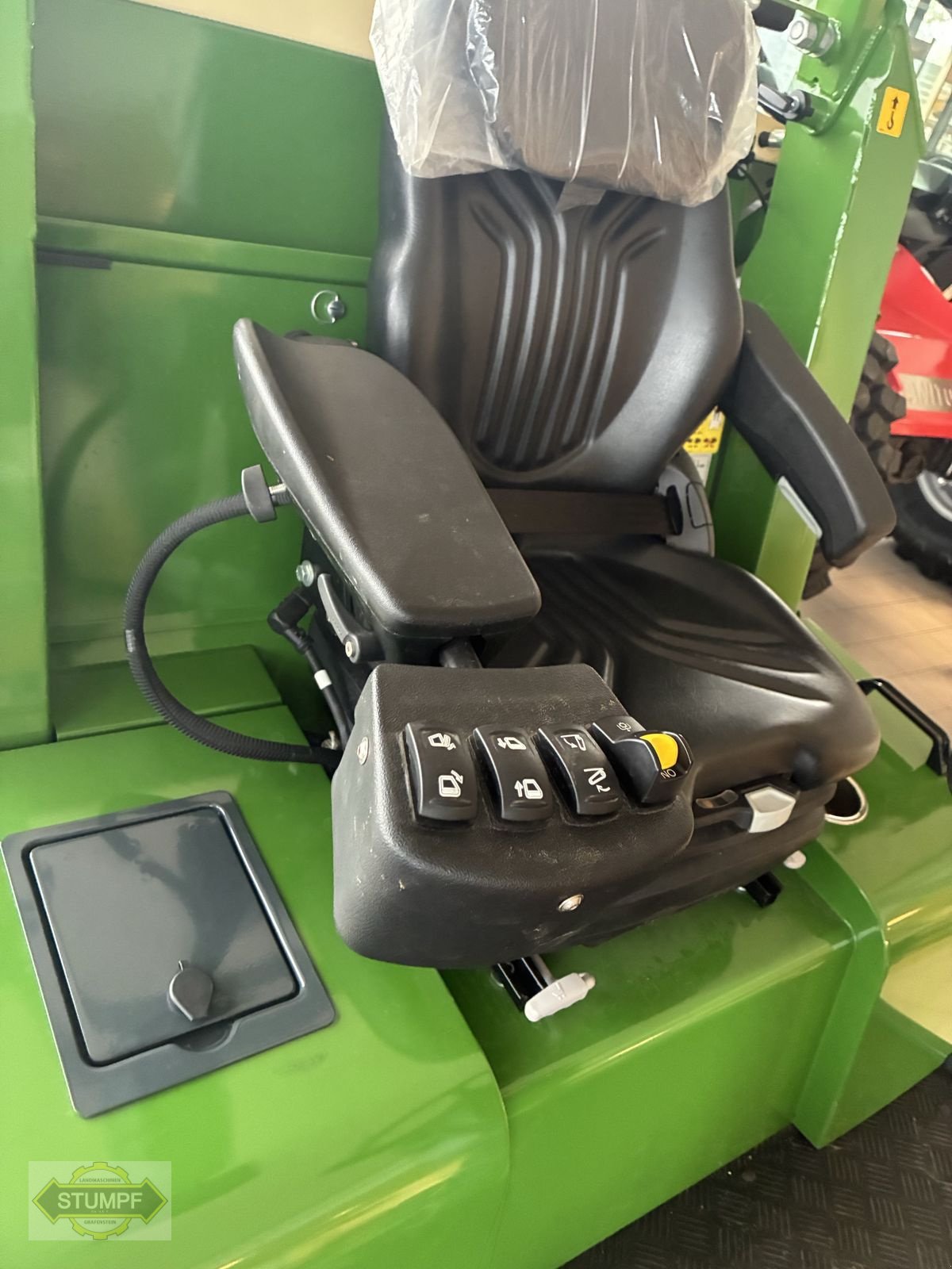 Gras- & Laubsammelcontainer vrste Amazone PH1500, Neumaschine v Grafenstein (Slika 6)