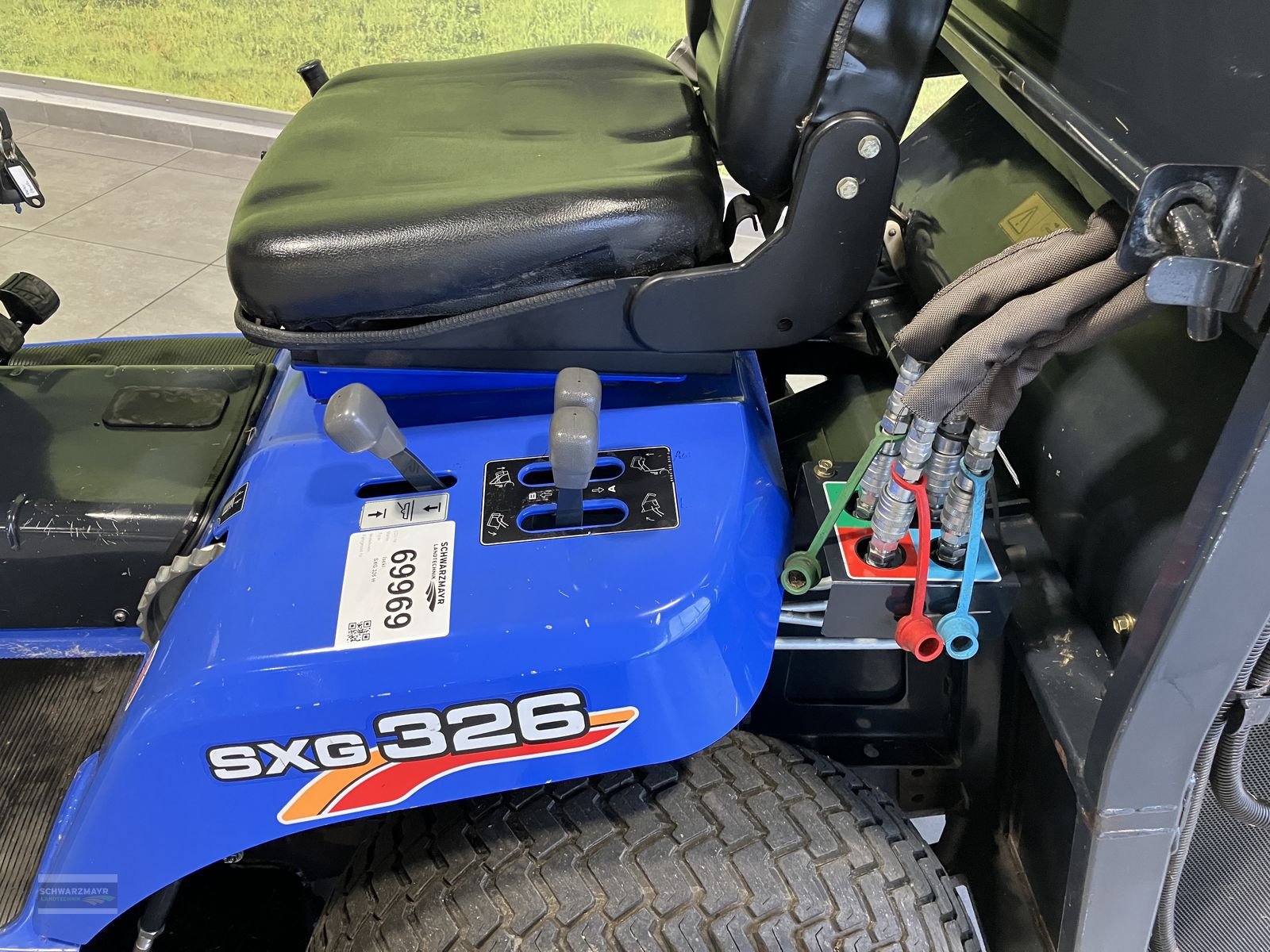 Gras- & Laubsammelcontainer des Typs Iseki SXG 326, Gebrauchtmaschine in Gampern (Bild 13)