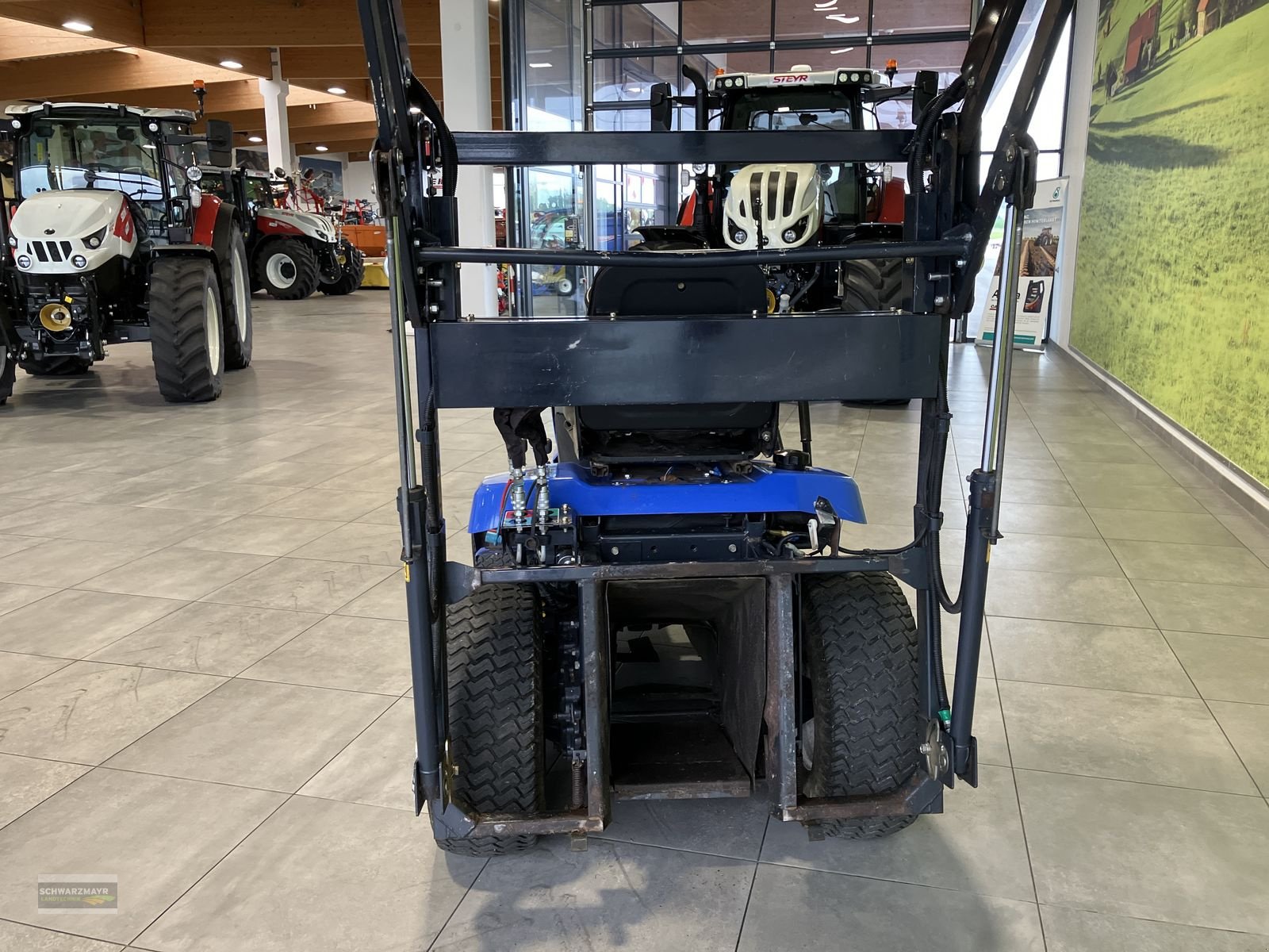 Gras- & Laubsammelcontainer des Typs Iseki SXG 326, Gebrauchtmaschine in Gampern (Bild 21)