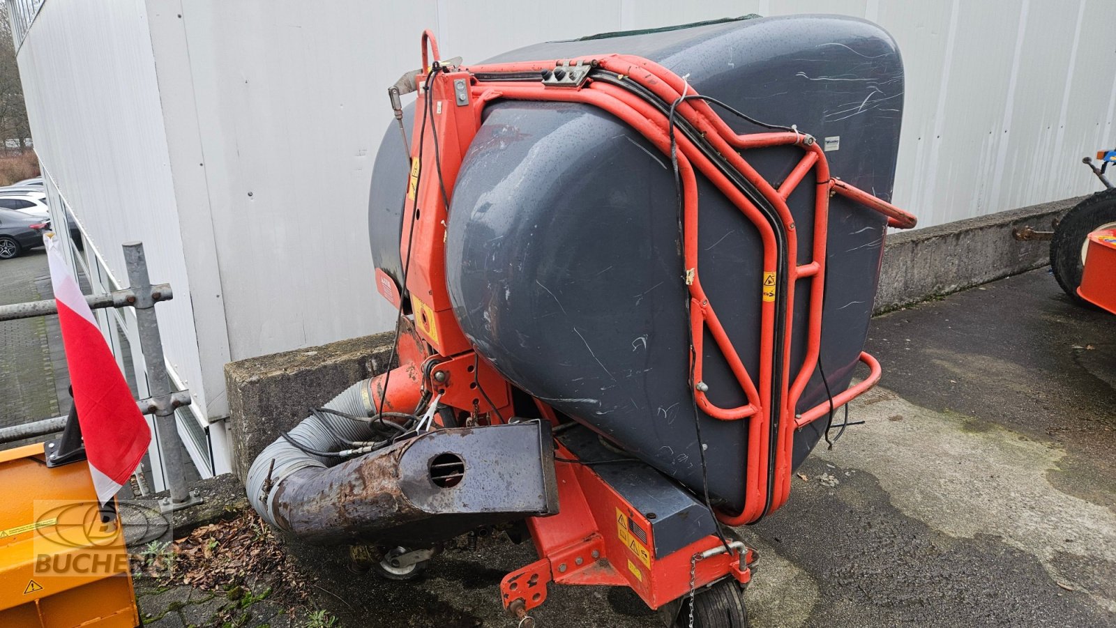 Gras- & Laubsammelcontainer des Typs Kubota GAH 1300, Gebrauchtmaschine in Olpe (Bild 5)