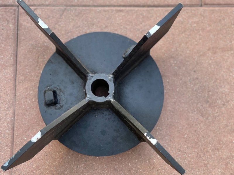 Gras- & Laubsammelcontainer des Typs Lüfterrad für Votex Laubverladegebläse LVG 521, Neumaschine in Mannheim (Bild 1)