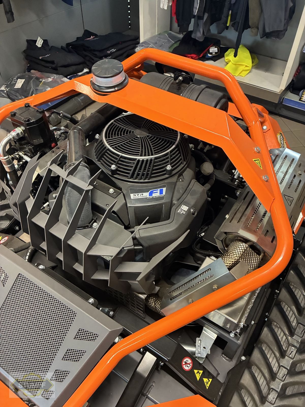 Gras- & Laubsammelcontainer typu Sonstige STELLA URS 100, Gebrauchtmaschine v Grafenstein (Obrázek 8)