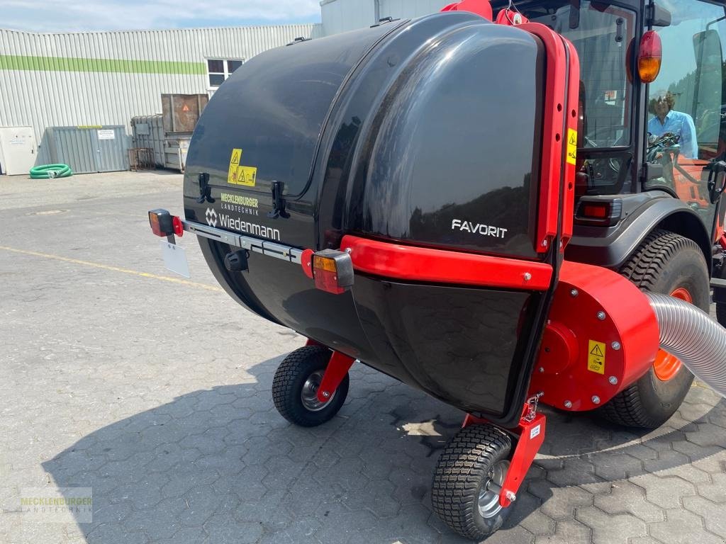 Gras- & Laubsammelcontainer του τύπου Wiedenmann Favorit XP + Super Pro TXL-S 150, Neumaschine σε Mühlengeez (Φωτογραφία 1)