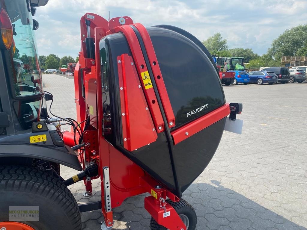 Gras- & Laubsammelcontainer του τύπου Wiedenmann Favorit XP + Super Pro TXL-S 150, Neumaschine σε Mühlengeez (Φωτογραφία 4)