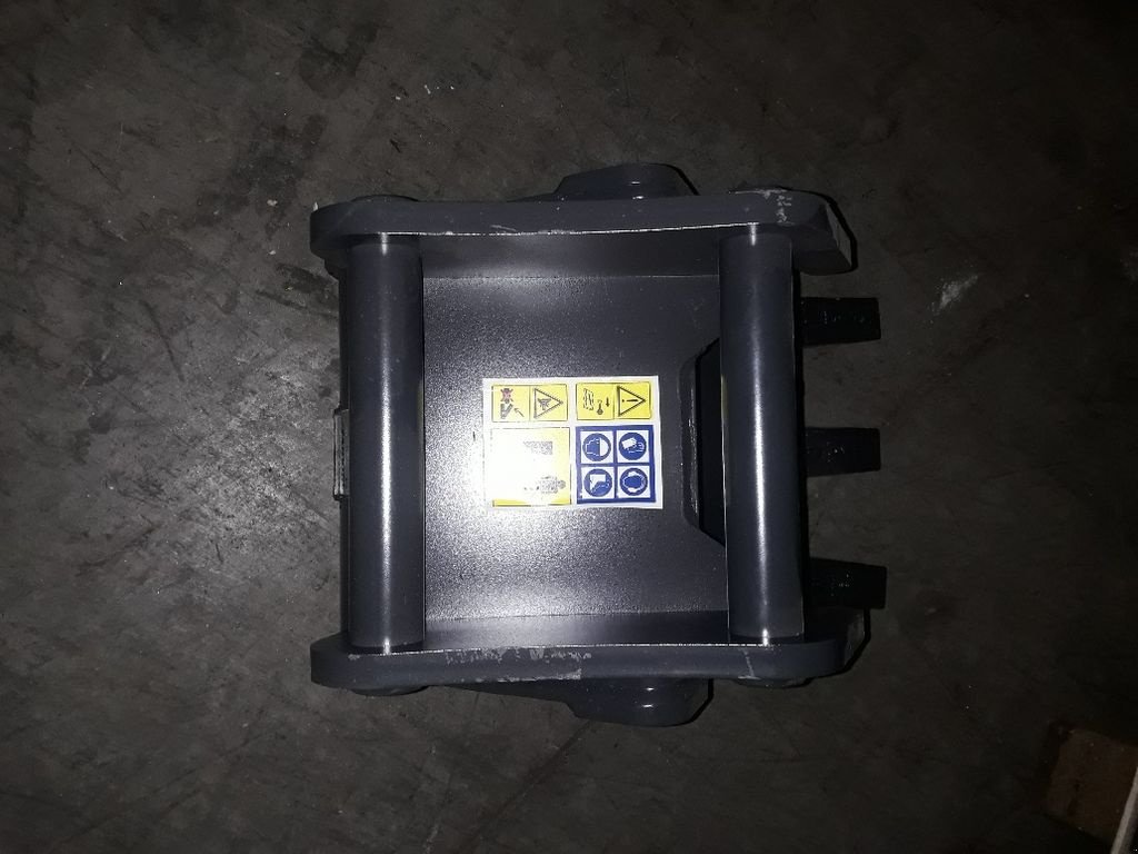 Greifer des Typs Cangini SC R38 L300 NZ1456, Neumaschine in Eppan (BZ) (Bild 2)