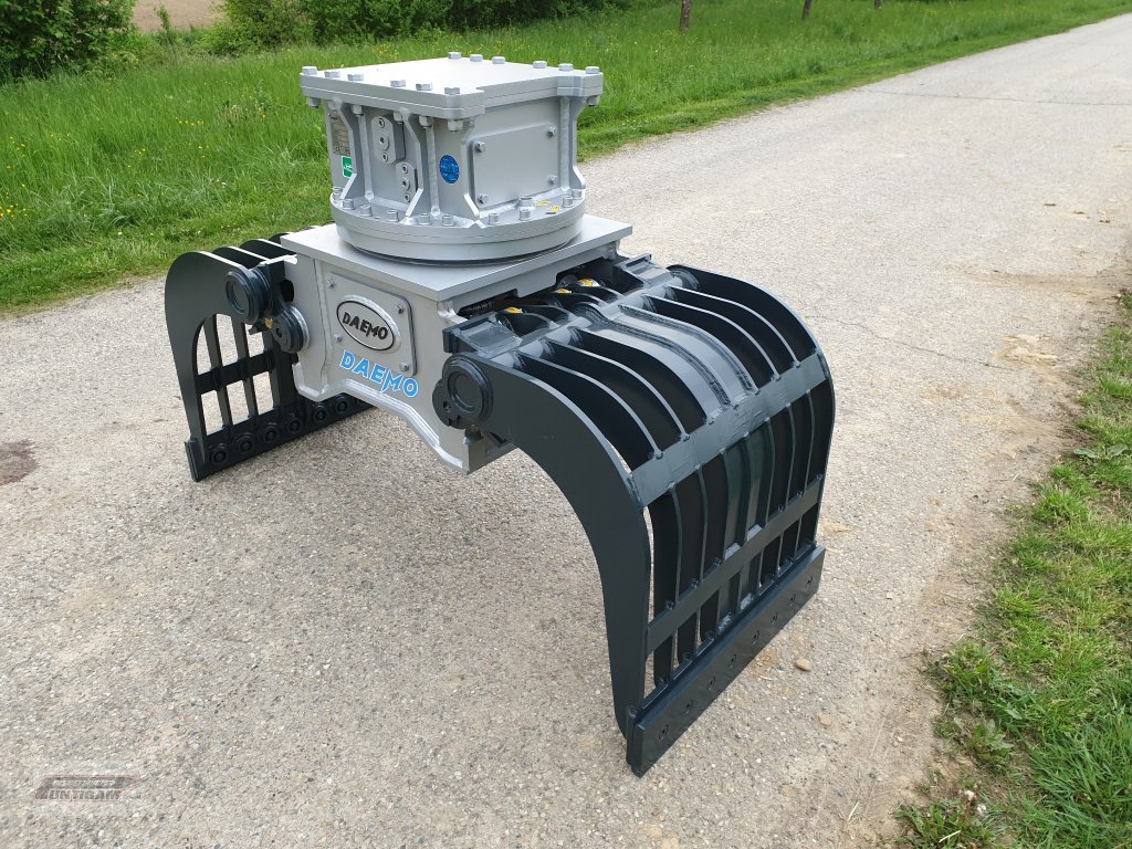 Greifer des Typs Daemo DMR 600, Neumaschine in Deutsch - Goritz (Bild 3)