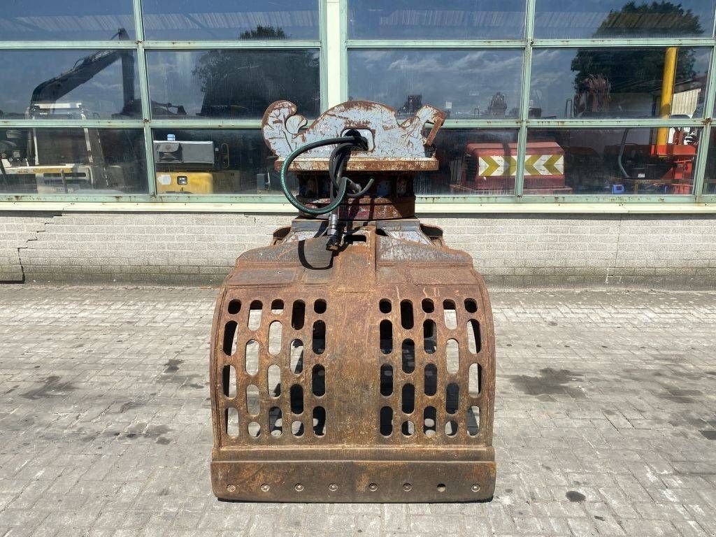 Greifer tip Demarec CW 45, Gebrauchtmaschine in Roosendaal (Poză 3)