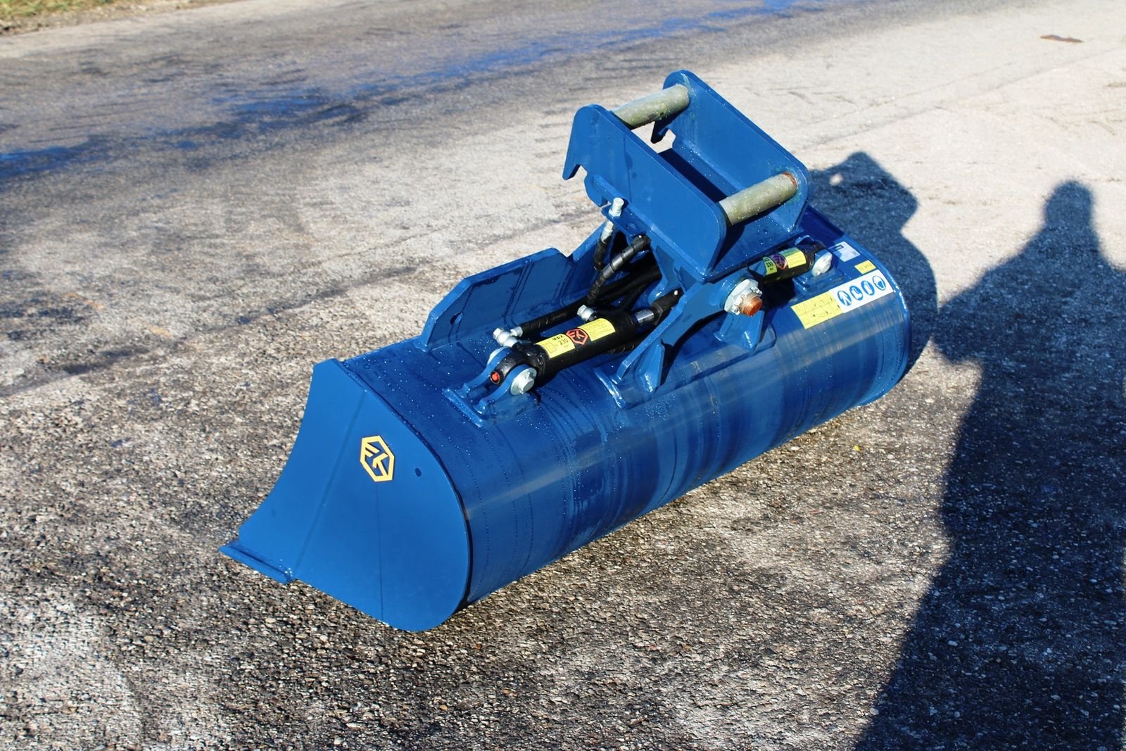 Greifer des Typs FK Machinery Böschungslöffel hydraulisch 7,5 - 10t, Neumaschine in Neukirchen am Walde  (Bild 7)