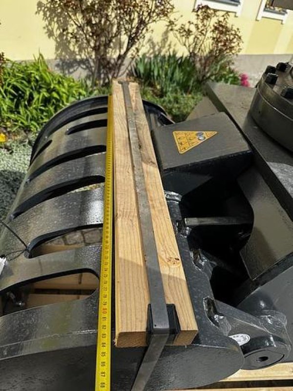 Greifer of the type Mustang GRP1000 Abbruch- & Sortiergreifer, Neumaschine in Göpfritz an der Wild (Picture 6)