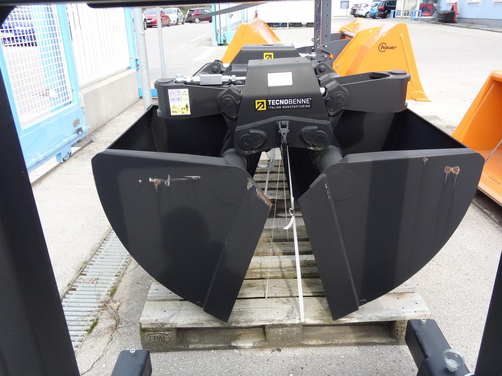 Greifer des Typs Tecnobenne BOT S 505, Neumaschine in St.Andrä-Wördern (Bild 3)