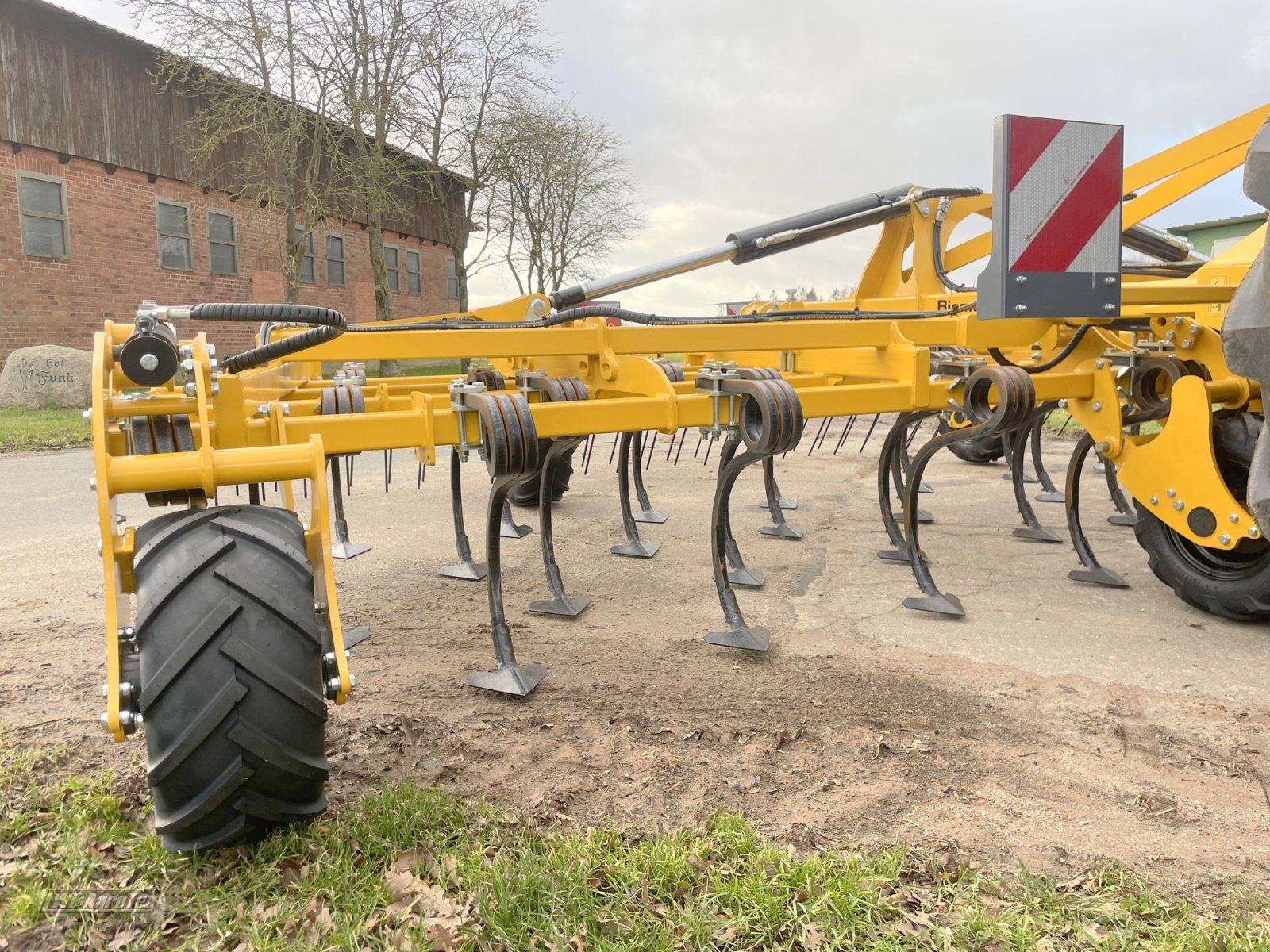 Großfederzinkenegge/Federzinkengrubber типа Agrisem Biomulch, Neumaschine в Römstedt (Фотография 12)