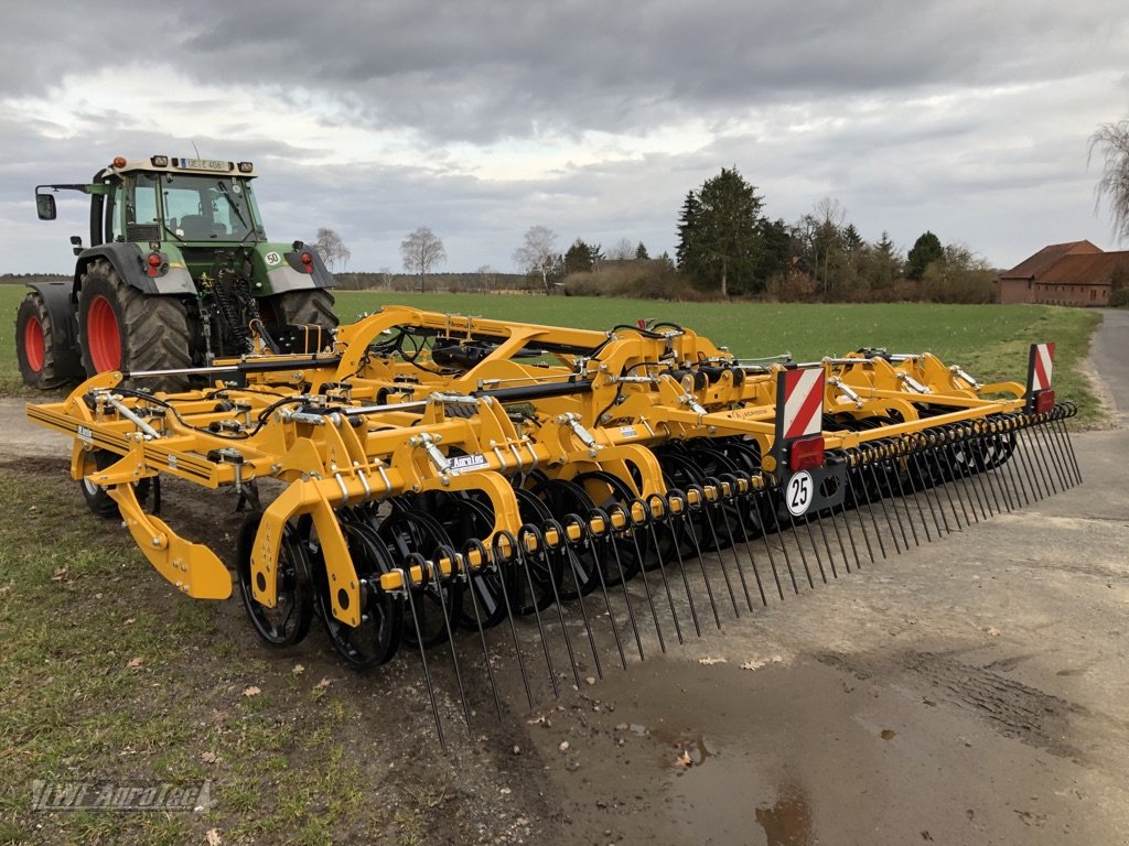 Großfederzinkenegge/Federzinkengrubber des Typs Agrisem Vibromulch, Gebrauchtmaschine in Römstedt (Bild 13)